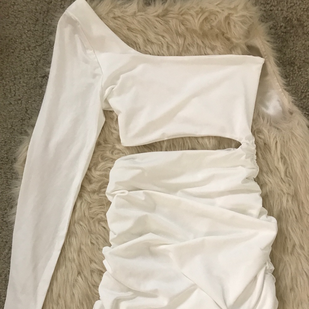 Lunaya size XS bodycon one shoulder mini dress